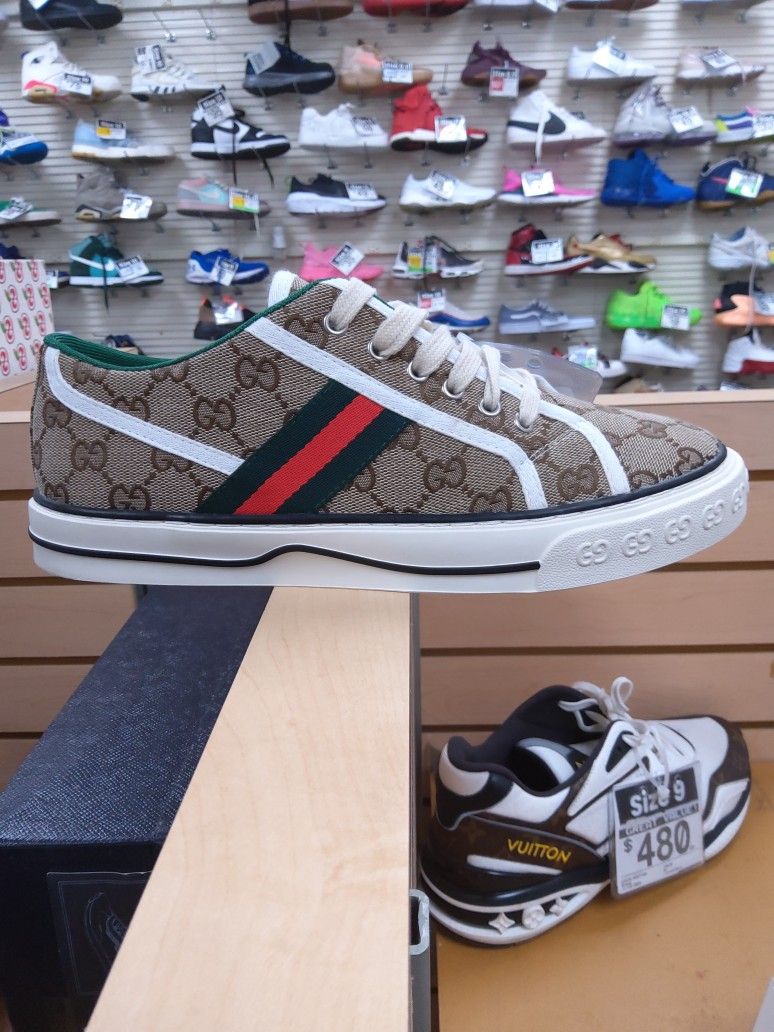 Gucci