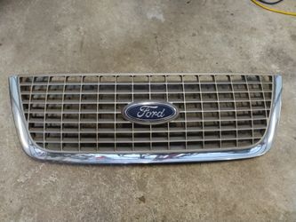 Ford Expedition Grill