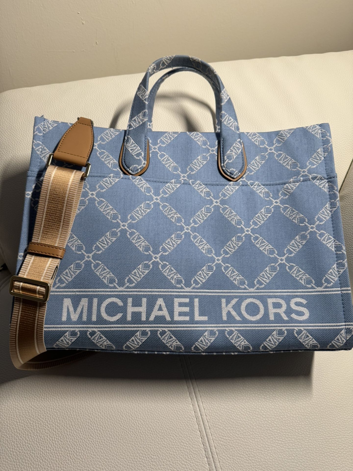 Big Michael Kors Bag
