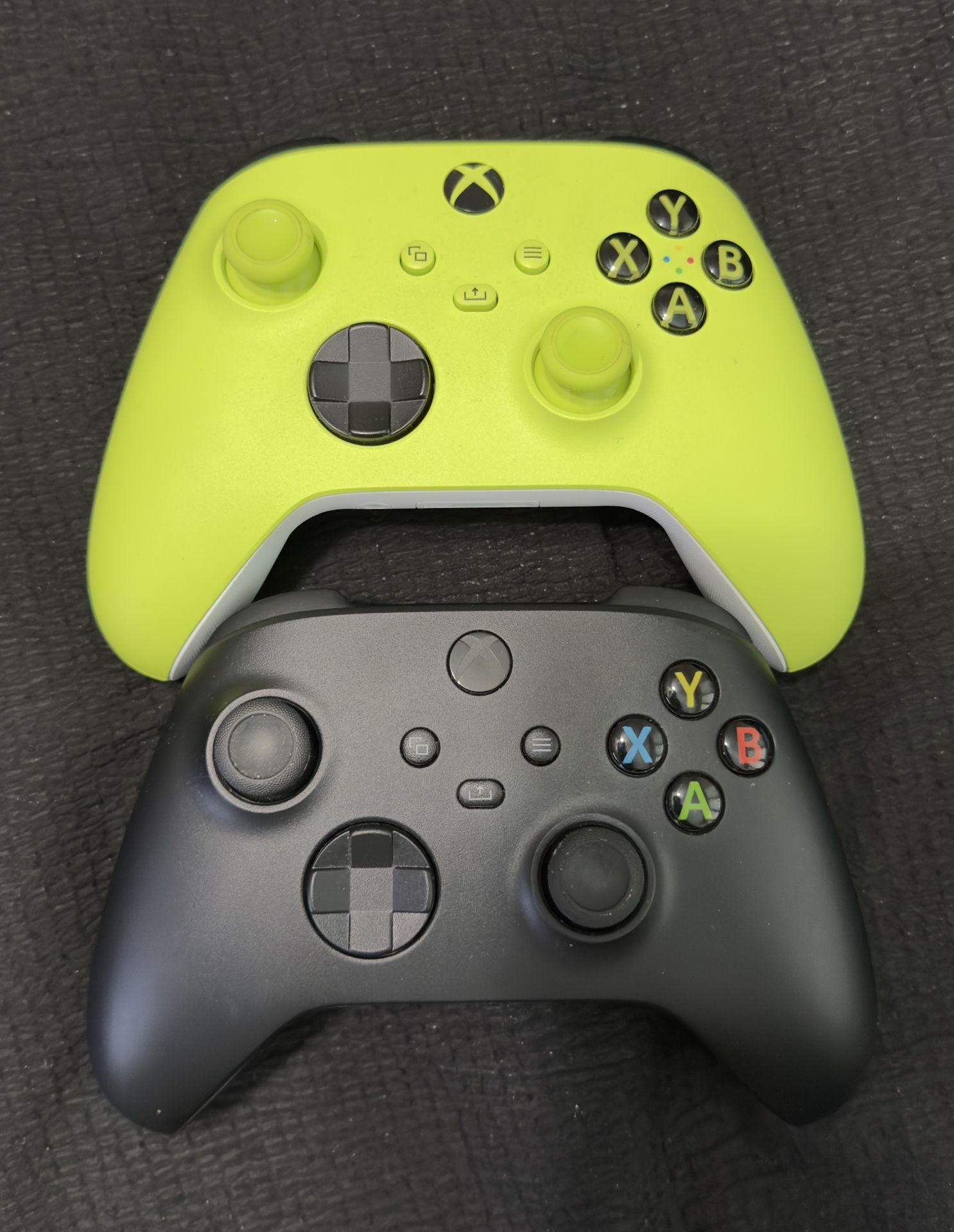 2 Wireless Xbox Controllers