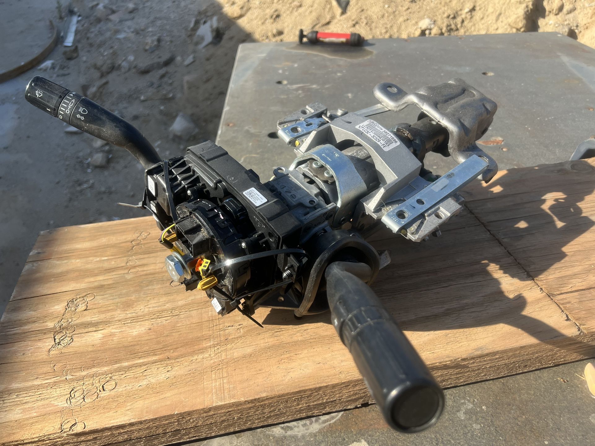2019 F350 Electric steering column with trim