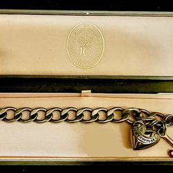 BRAND NEW IN BOX JUICY ORIGINAL CHARM BRACELET
