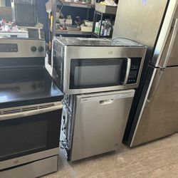 Stainless Steel Four Piece Kitchen Appliance Set