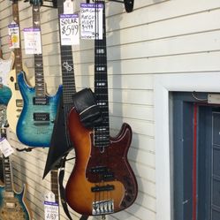 Bass Guitar 