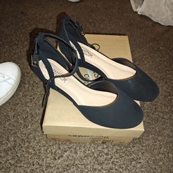 City Classified Edan Heels