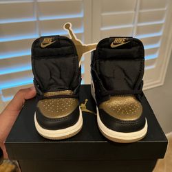 Jordan 1 Retro High Og Black Metallic Gold Sz 6c