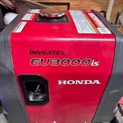 Honda Eu3000iS Portable Generator **Like New**