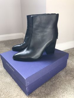Stuart Weitzman Designer boot Size 9,5 Women 