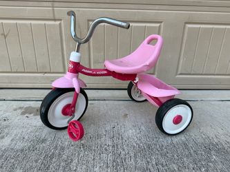 Radio Flyer Pink Tricycle