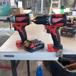 Milwaukee M18 Drill And Impact Set 