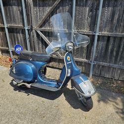Vespa Px 200