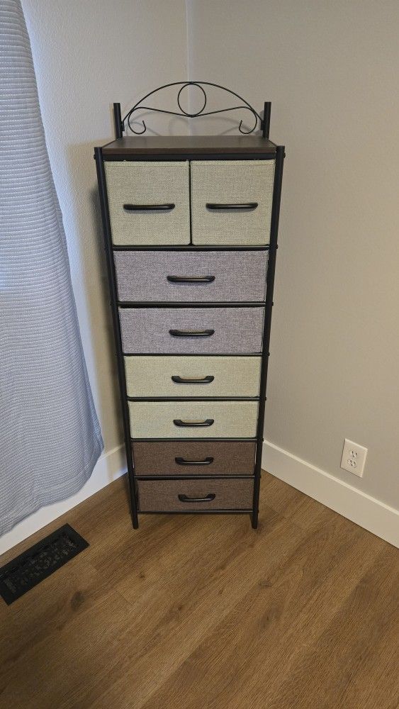 Dresser / Storage Organizer