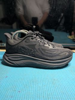 HOKA One One Men's Clifton 10 Black Athletics Size 8D