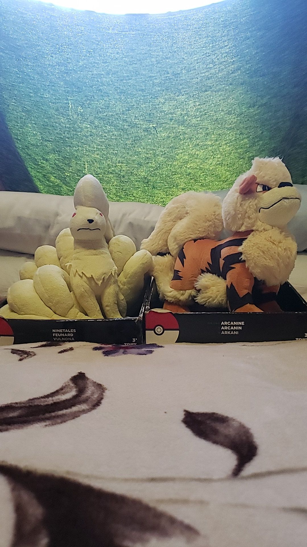 Pokémon Ninetales & Arcanine 11" Plushies