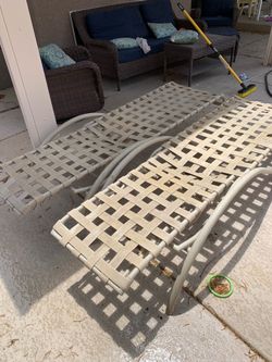 Pool chaise lounge chairs