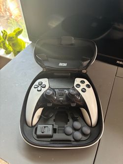 PS5 PRO CONTROLLER LIKE NEW $125 FIRM