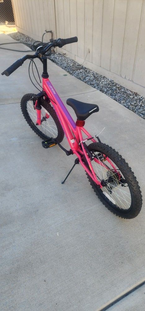 Nishiki Girls' Pueblo 20" Mountain Bike