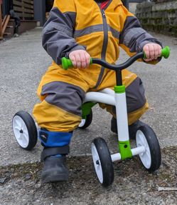 Toddler ride on toy