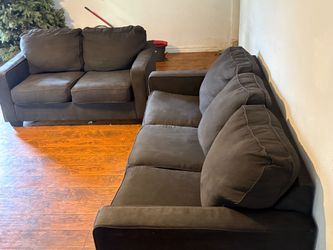 Couches  dark gray/black