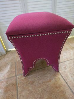 Ottoman pink for girls/teens