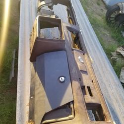 Chevy Malibu El Camino Monte Carlo GMC Caballero dash pad 81 - 87 $60