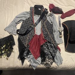 Pirate Costume - Women (Medium)
