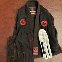 Gold BJJ Kids Jiu jitsu Gi - Size K2 - Worn Only 5 Times 