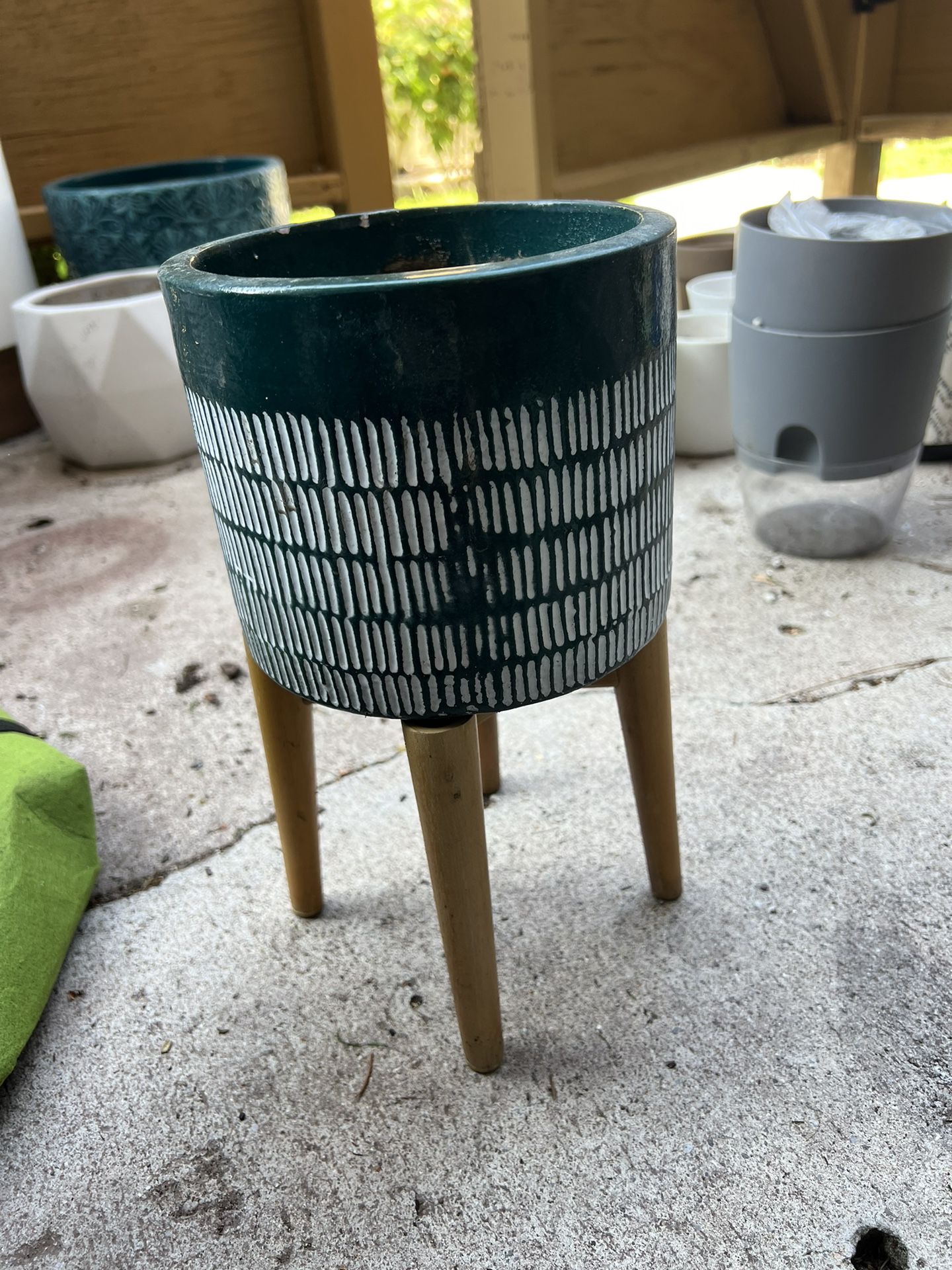 Beautiful Plant Pot With Stand