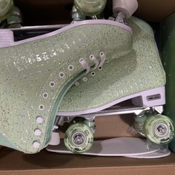 Women’s Roller Skates