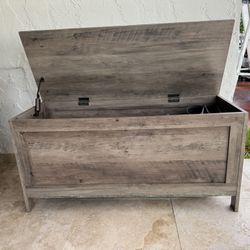 Storage Bench