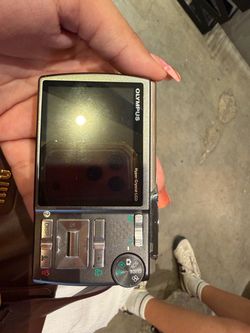 Olympus M-830 Camera