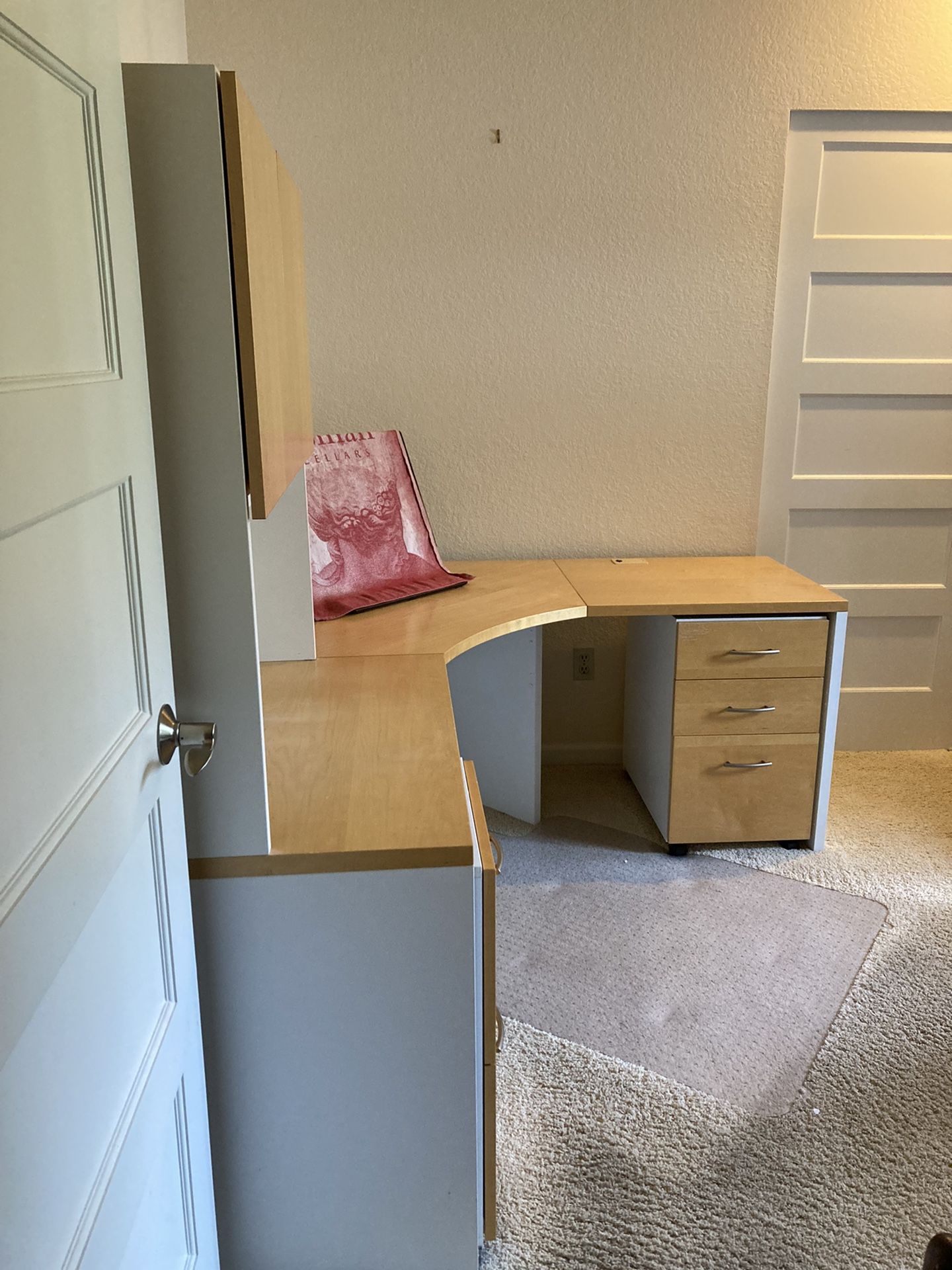 Techline Desk for Sale in Redmond, WA OfferUp