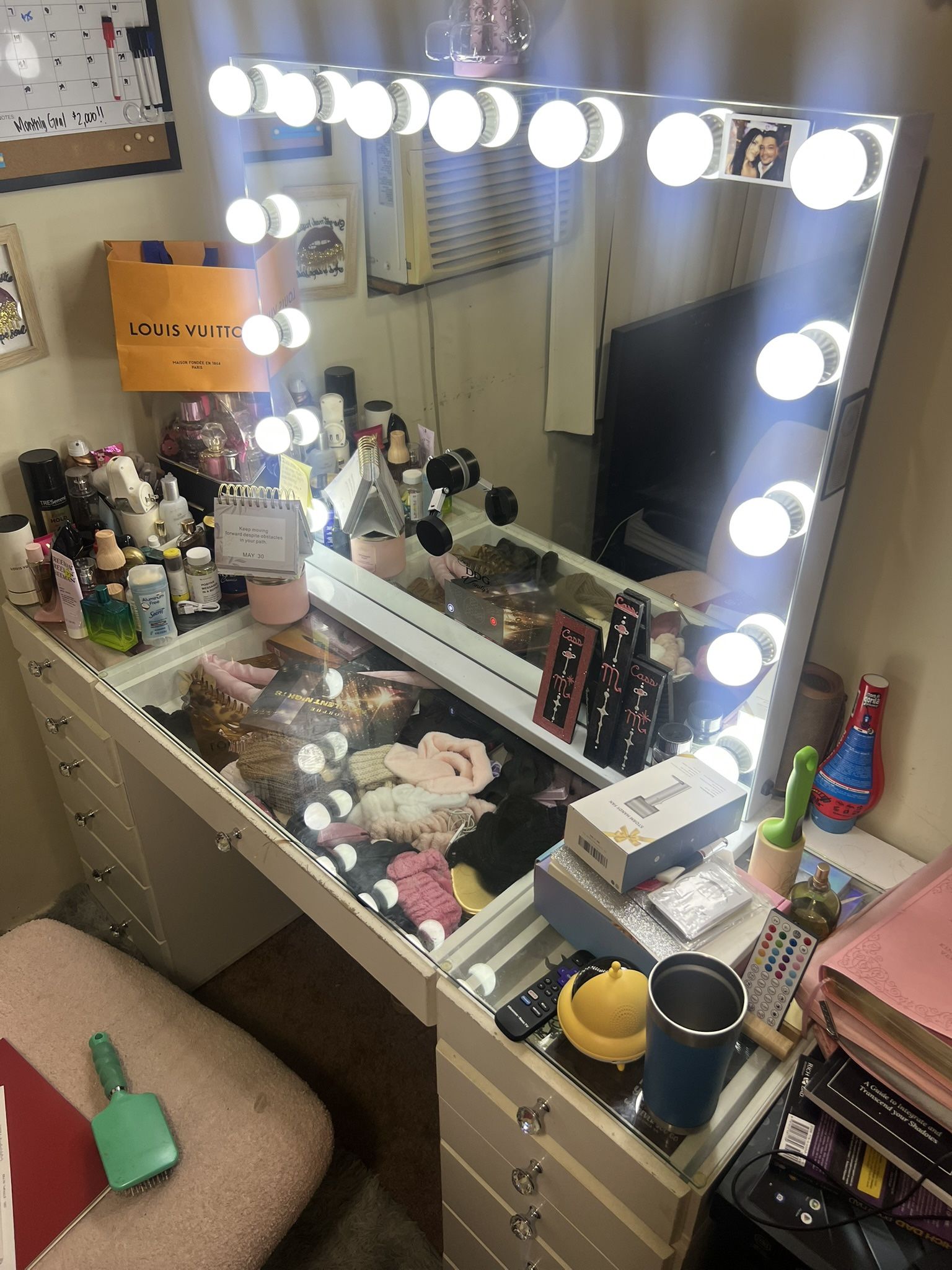 Vanity With Chair