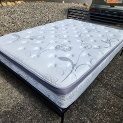 ⭐Complete ZINUS QUEEN Platform Bed SET-Excellent Condition!