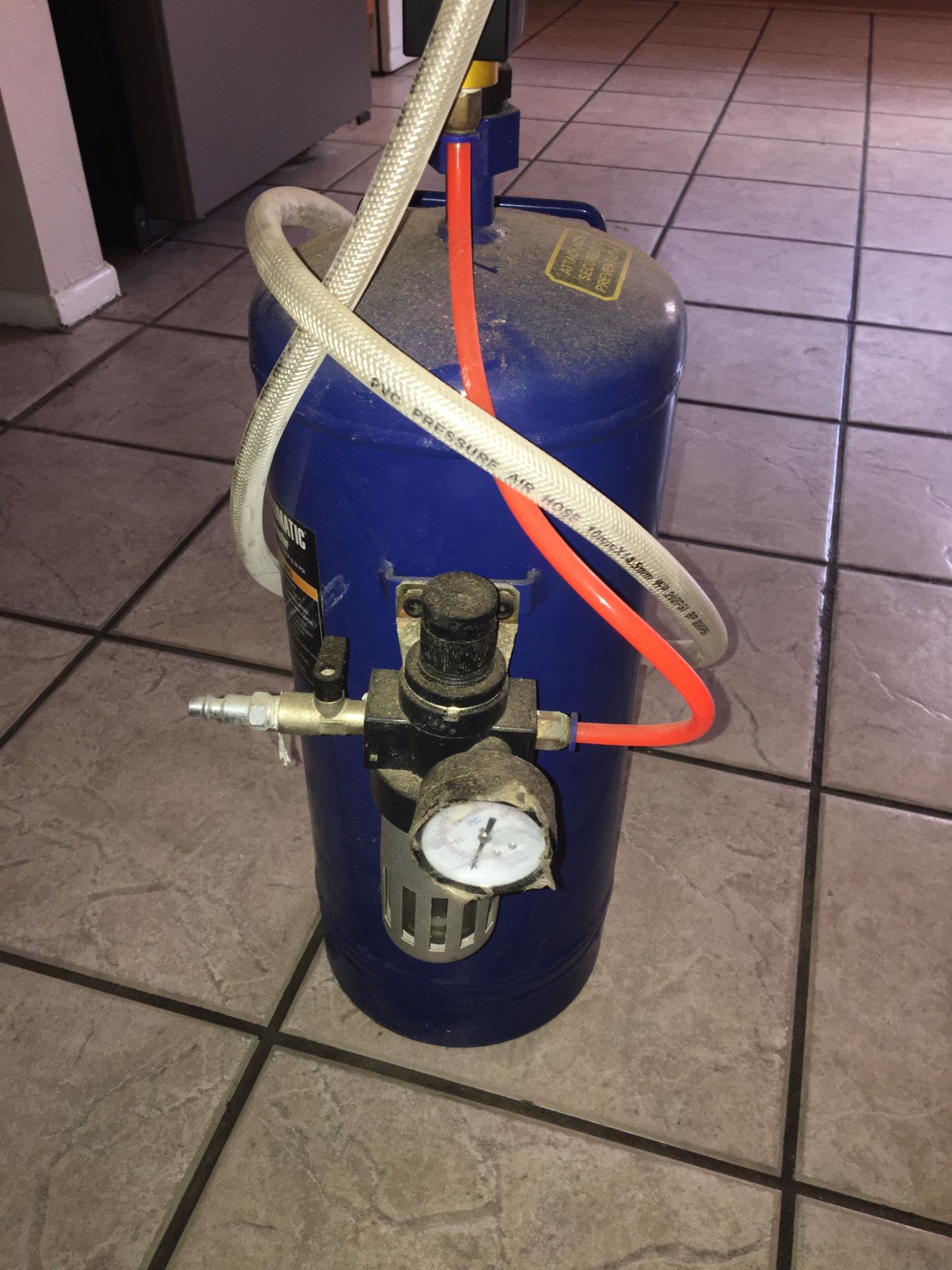 Harbor freight Soda Blaster 15lbs. for Sale in Tempe, AZ OfferUp