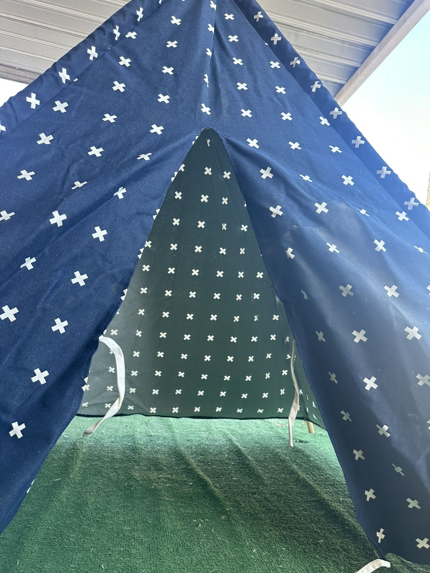 Navy Tee Pee 