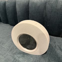 JBL Horizon Alarm Clock And Bluetooth Speaker 
