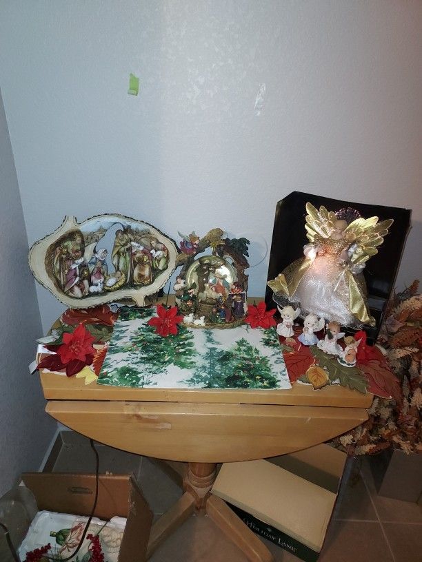 LIGHTED ANGEL AND NATIVITY LIGHTED AND MUSICAL PLUS MORE BRAND NEW