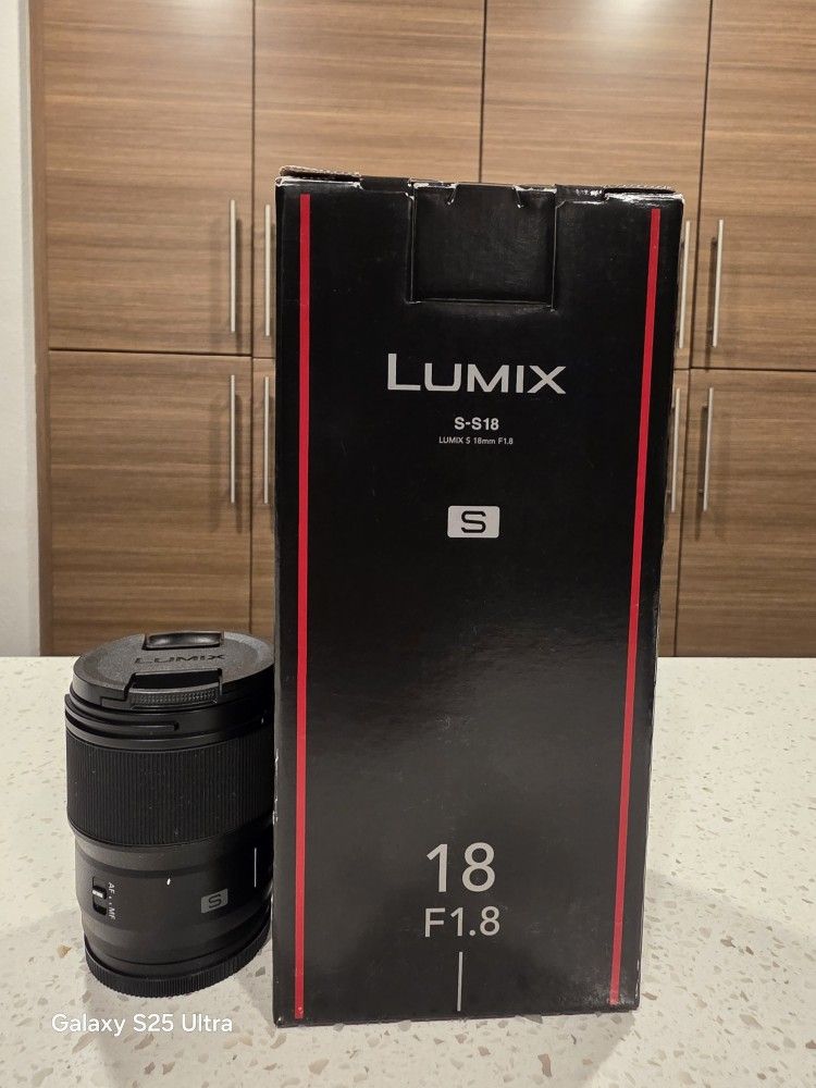 Panasonic LUMIX S 18mm F/1.8 Ultra Wide Lens
