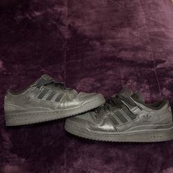 Adidas Low Forum 