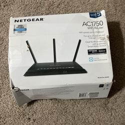 Net Gear Night Hawk Router 
