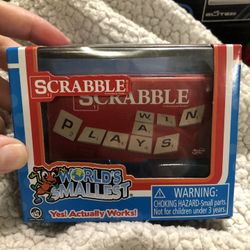 WORLDS SMALLEST SCRABBLE GAME NEW