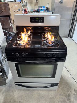 Frigidaire gas Stove everything working 3 Month Warranty we Deliver
