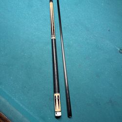 Lucasi pool cue with carbon fiber shaft