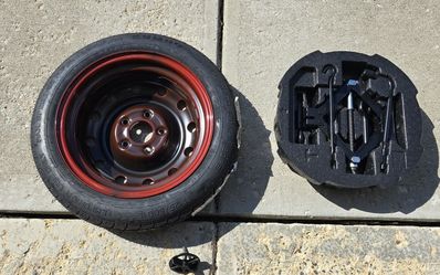 New Spare Tire Kit for 2011-2016 Elantra
With mounted spare tire