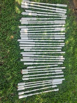 32 White Stairs rails
