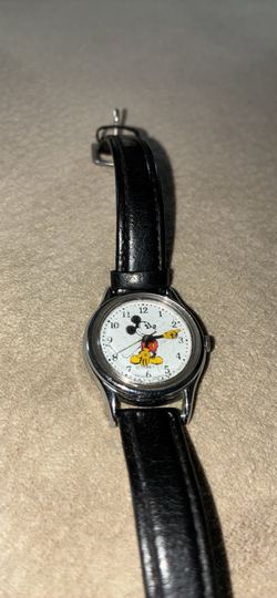 Vintage Lorus Disney Mickey Mouse Watch 