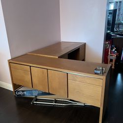 Solid Wood L-Shaped Desk (Can Separate into 2 Desks) – Storage Included