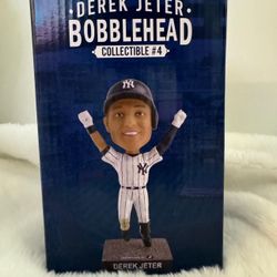 Derek Jeter Final Hit Bobblehead