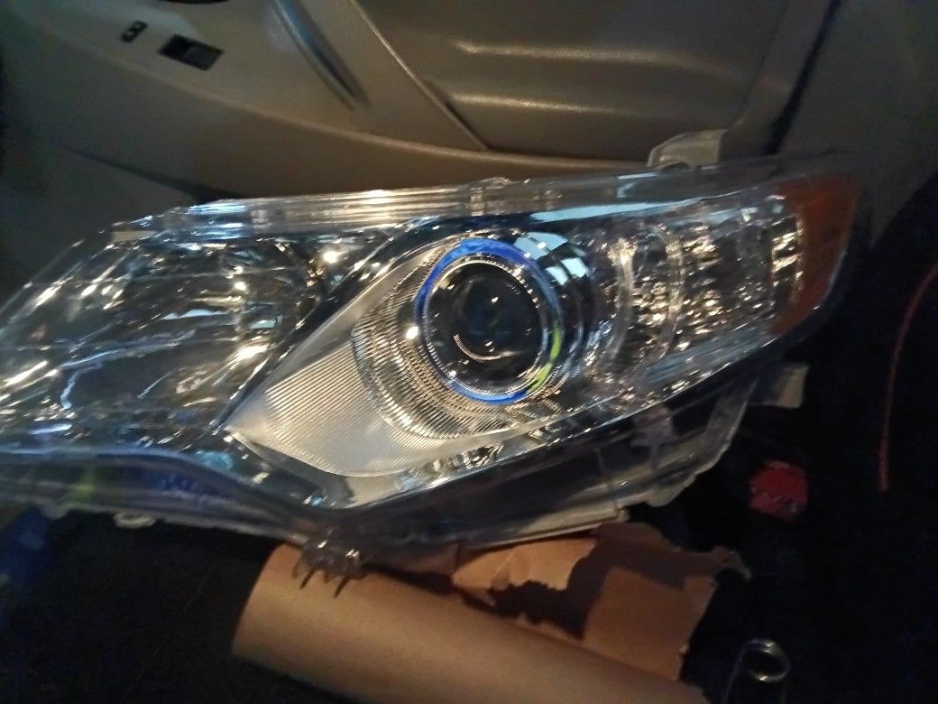 Toyota Camry 2012 To 2014 Left HID Headlight